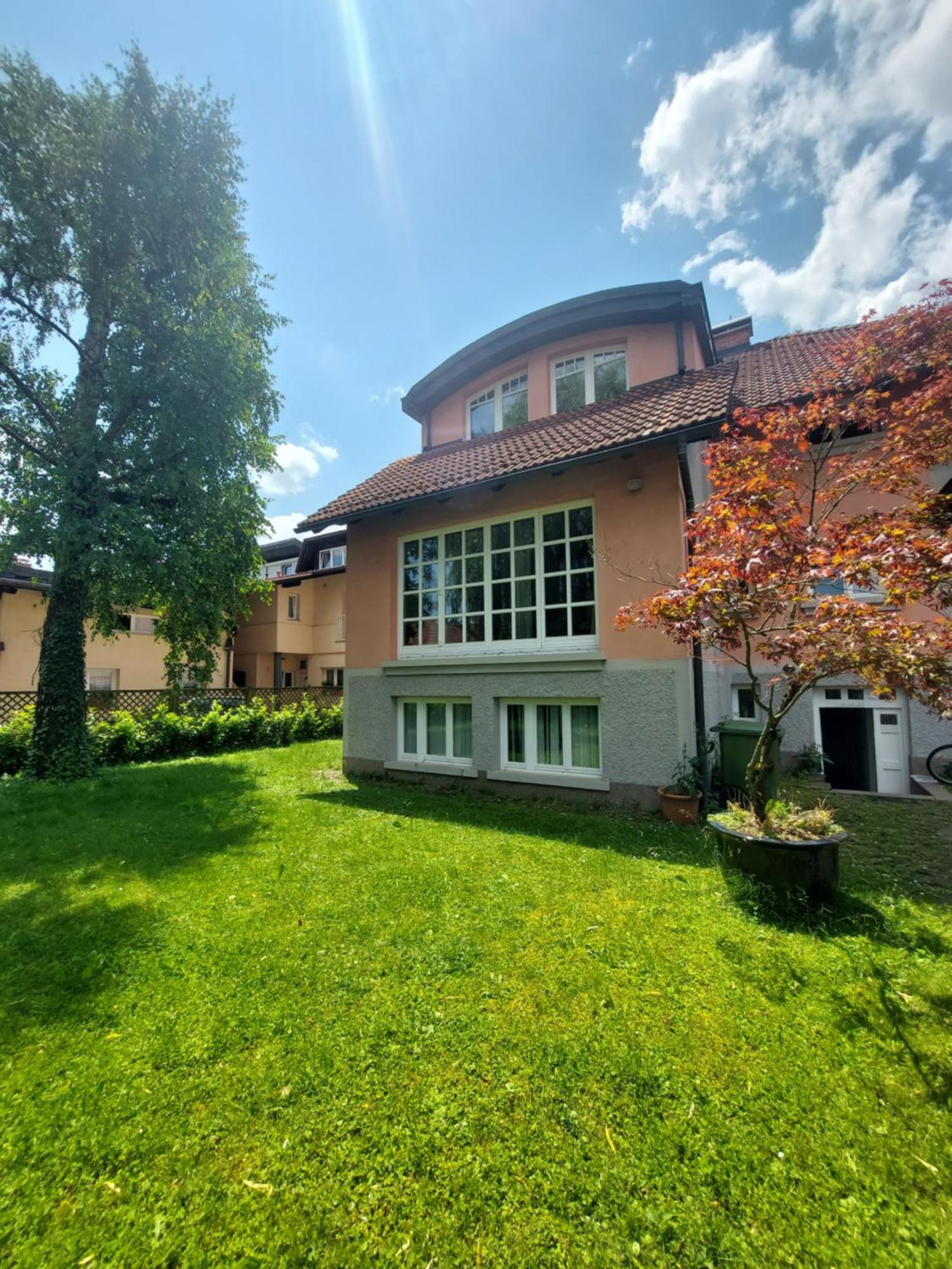 R24 - Rose House * Ljubljana